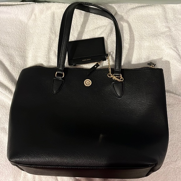 BRAND NEW ANNE KLEIN BLACK TOTE BAG!!!! $44 (RETAIL $79) - Picture 1 of 3